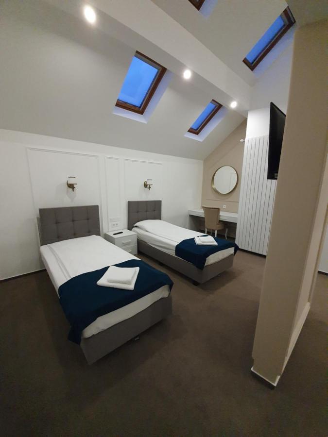 Hôtel Vila Berlin à Poiana Brasov Extérieur photo