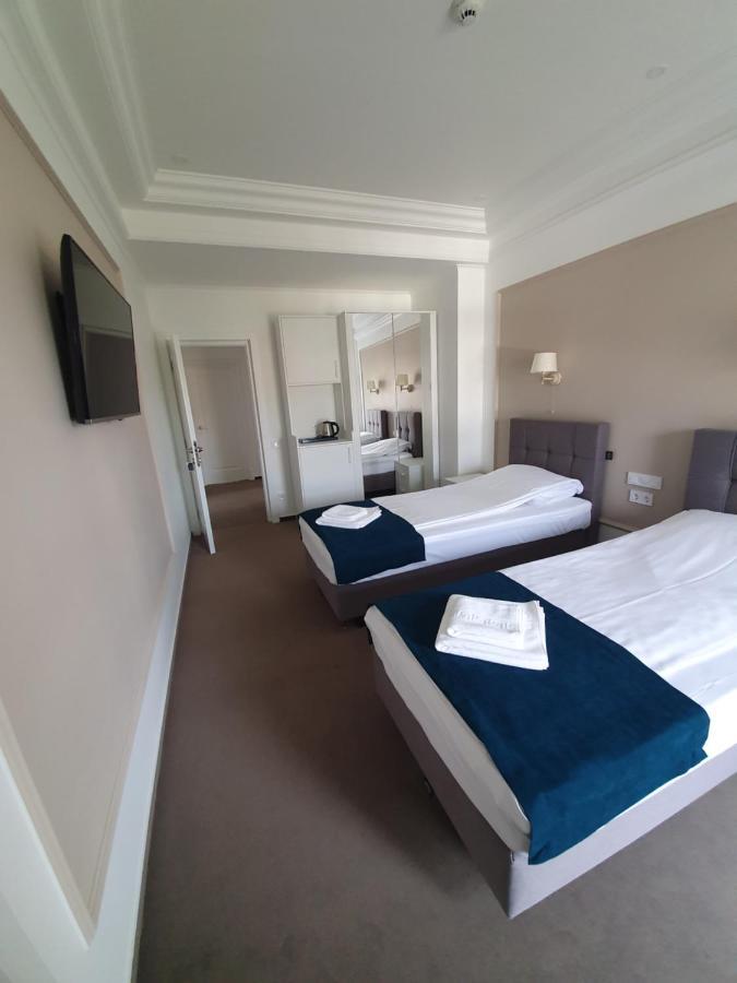 Hôtel Vila Berlin à Poiana Brasov Extérieur photo
