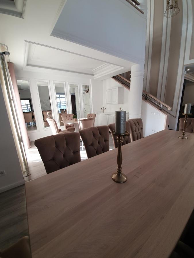 Hôtel Vila Berlin à Poiana Brasov Extérieur photo