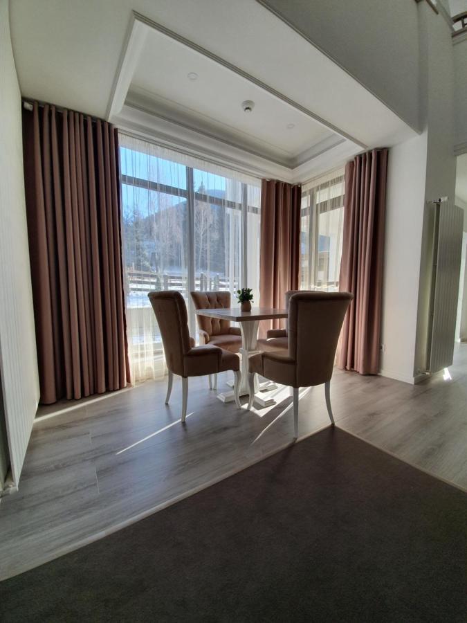 Hôtel Vila Berlin à Poiana Brasov Extérieur photo